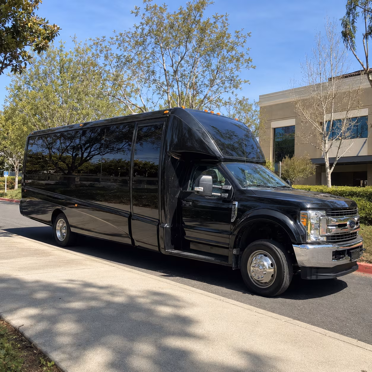 Thousand Oaks Bachelor & Bachelorette Transportation