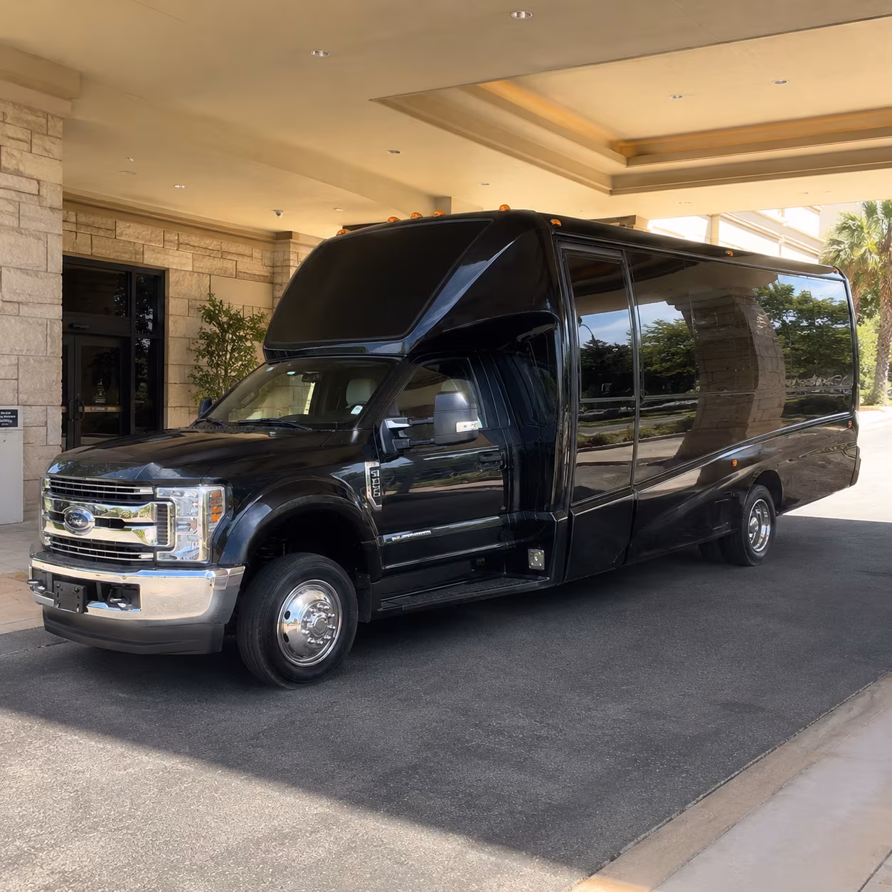 Santa Monica Homecoming & Prom Party Bus Rentals