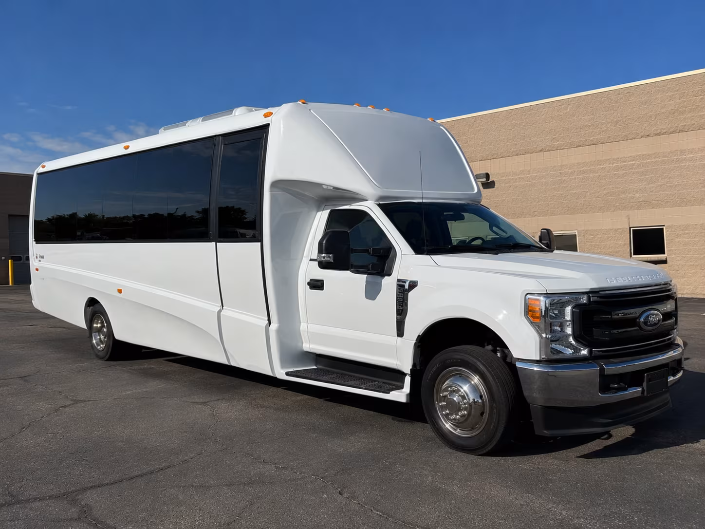 Simi Valley Wedding Transportation & Shuttle Service