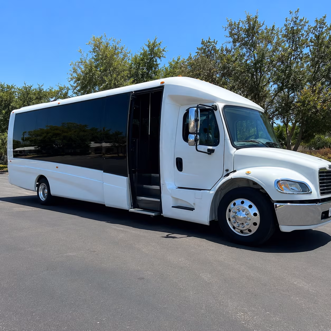 Thousand Oaks Airport Shuttle & Transportation onboard seating