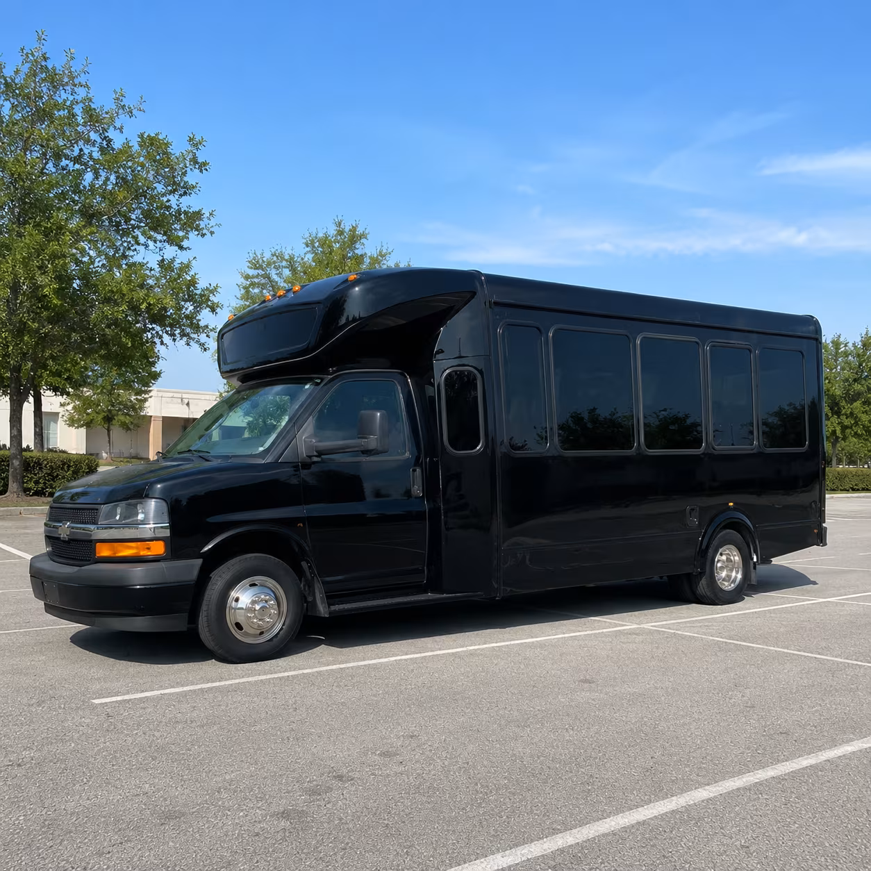 Thousand Oaks Birthday, Sweet 16, & Quinceañera Transportation party bus exterior