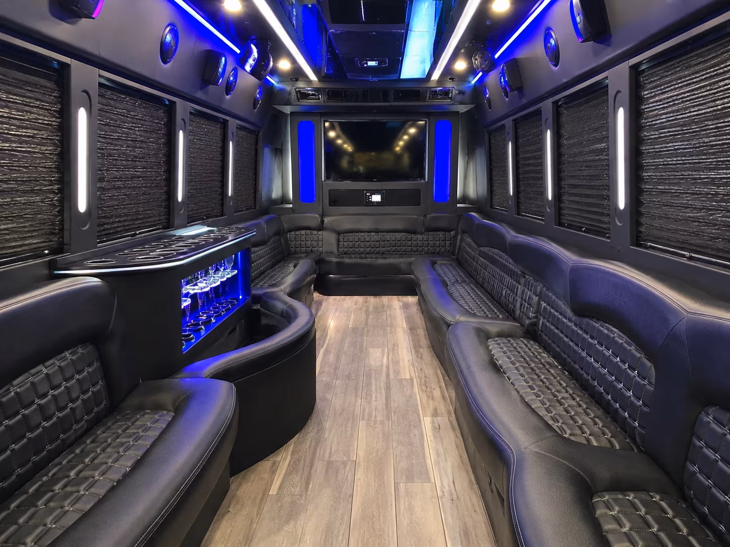 Thousand Oaks Birthday, Sweet 16, & Quinceañera Transportation party bus exterior