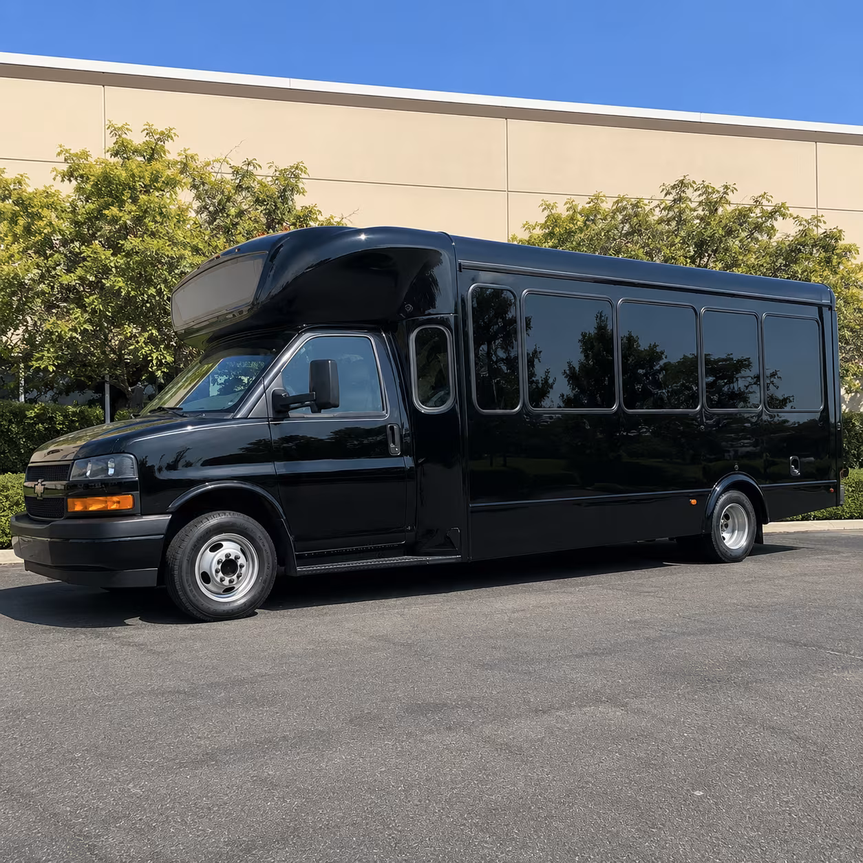 Thousand Oaks Prom & Homecoming Transportation party bus exterior