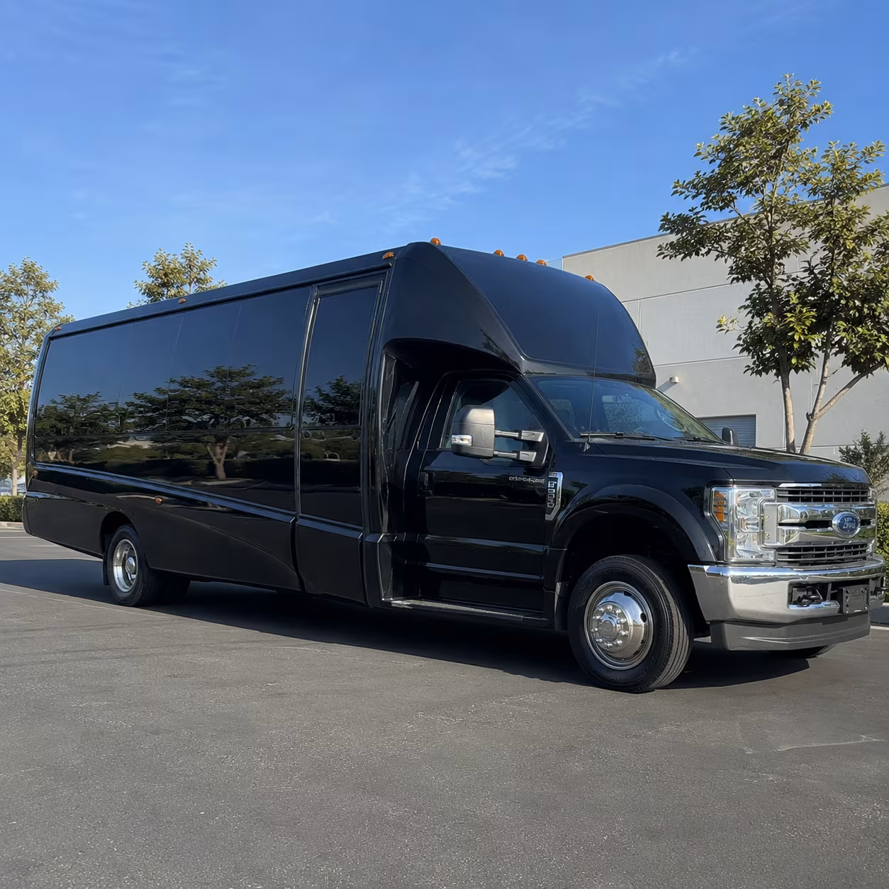 Thousand Oaks Prom & Homecoming Transportation party bus exterior
